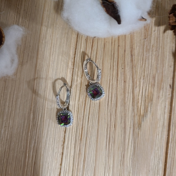 💜💜NEW💜💜EXQUISITE!! DANGLE  RAINBOW TOPAZ Earrings in SILVER Plating💜💜 - Picture 11 of 15